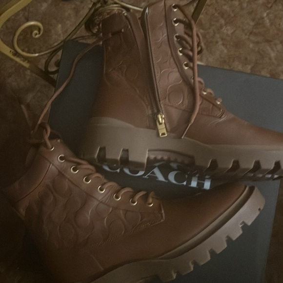 Coach Luxury Citysole Boots - Picture 6 of 6